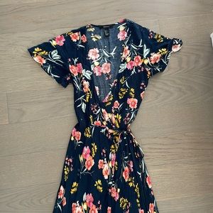 Forever 21 midi wrap floral dress